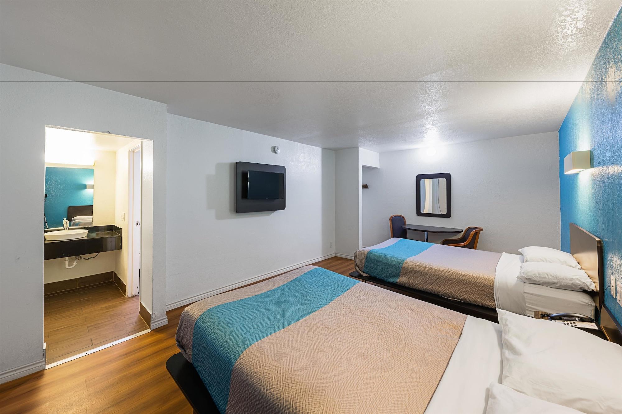 Motel 6-Grand Prairie, Tx - Interstate 30 Exterior photo